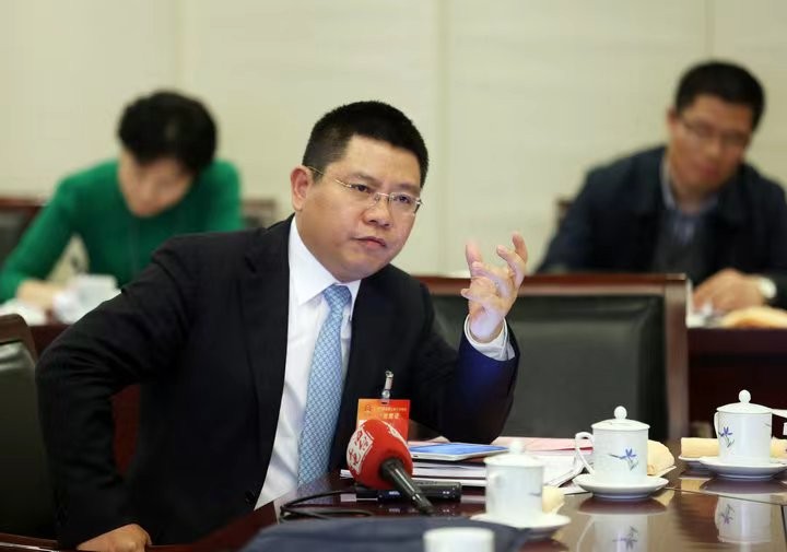 均瑶集团王均金体验民工生活后续,王均金到贵州体验民工生活