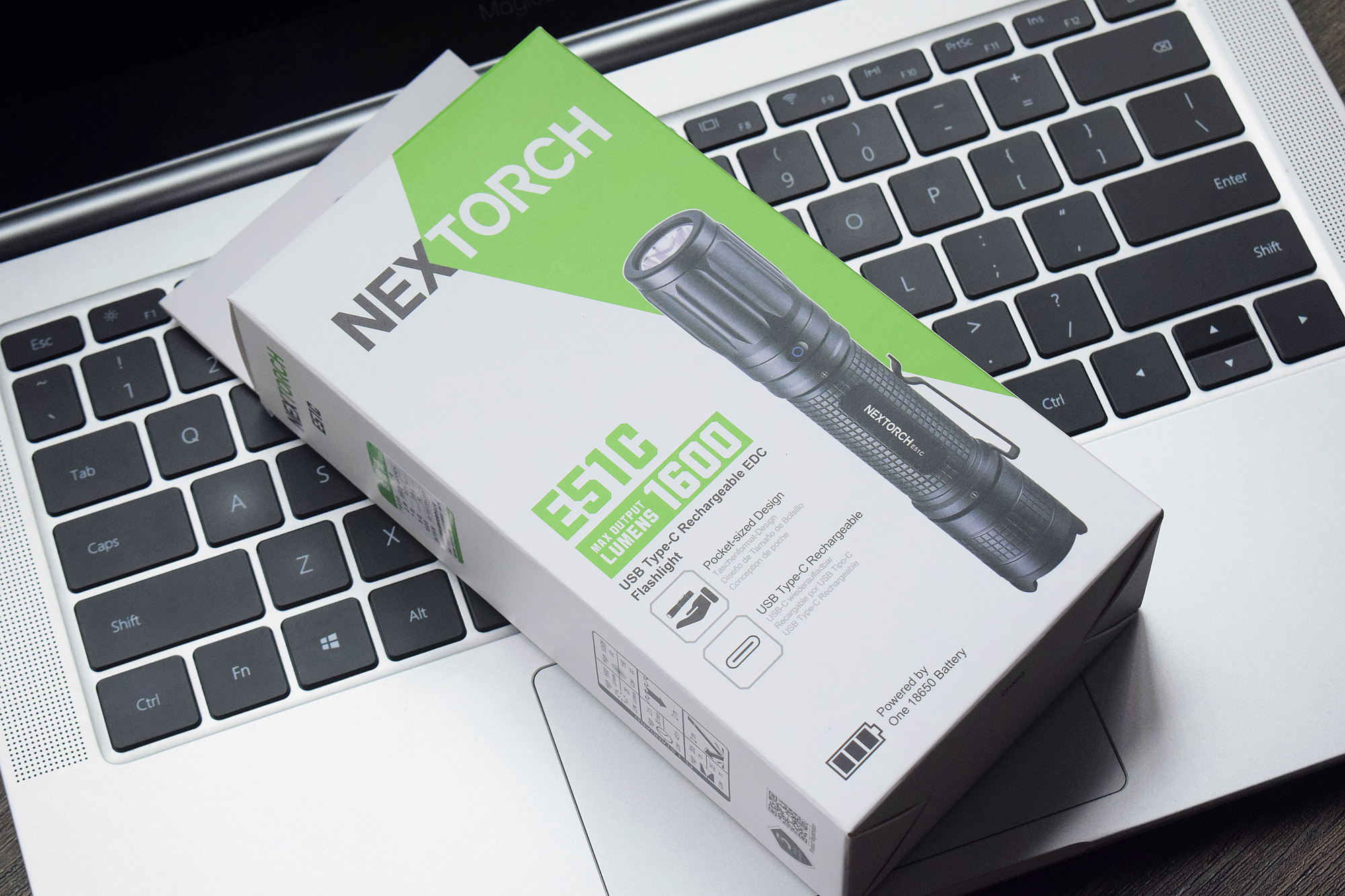 纳丽德51c手电,纳丽德手电e52c评测