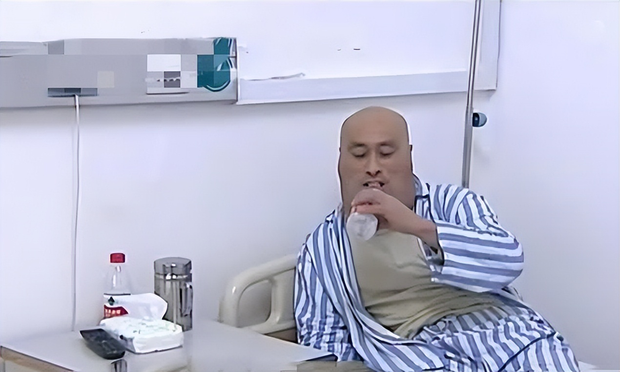 男子喝酒脖子成河马,喝酒喝成河马脖子病