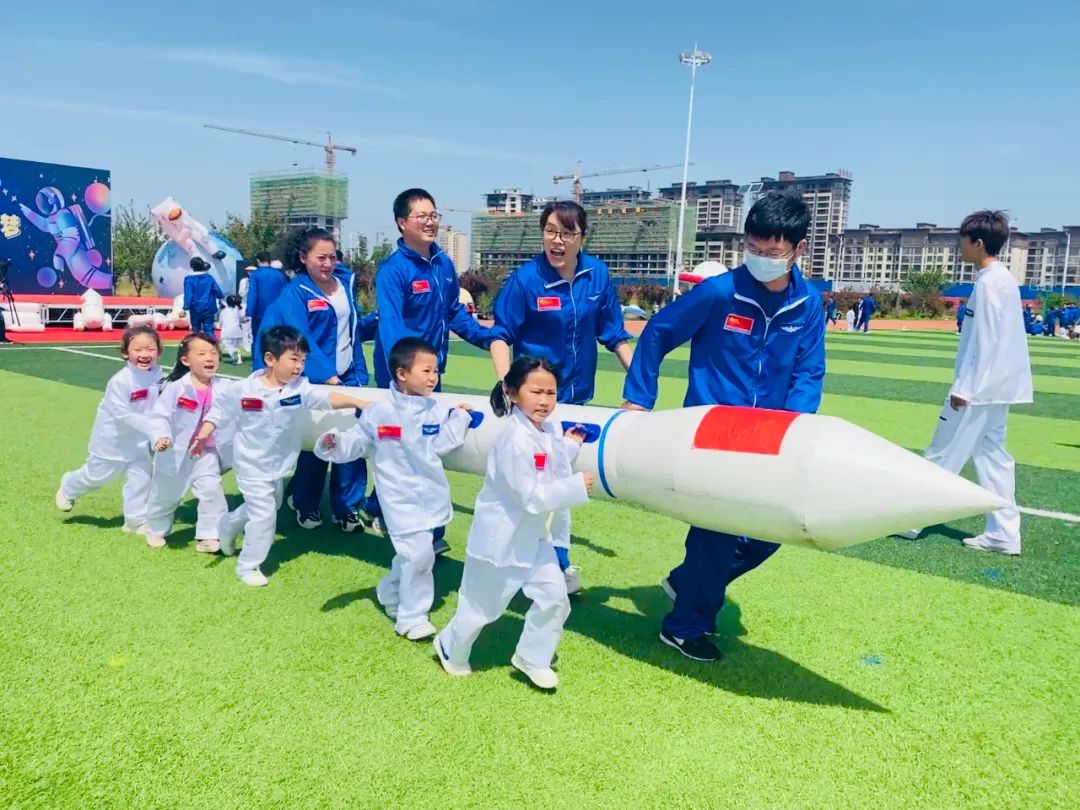 上蔡县直幼儿园分园运动会,上蔡新思维幼儿园春季亲子运动会