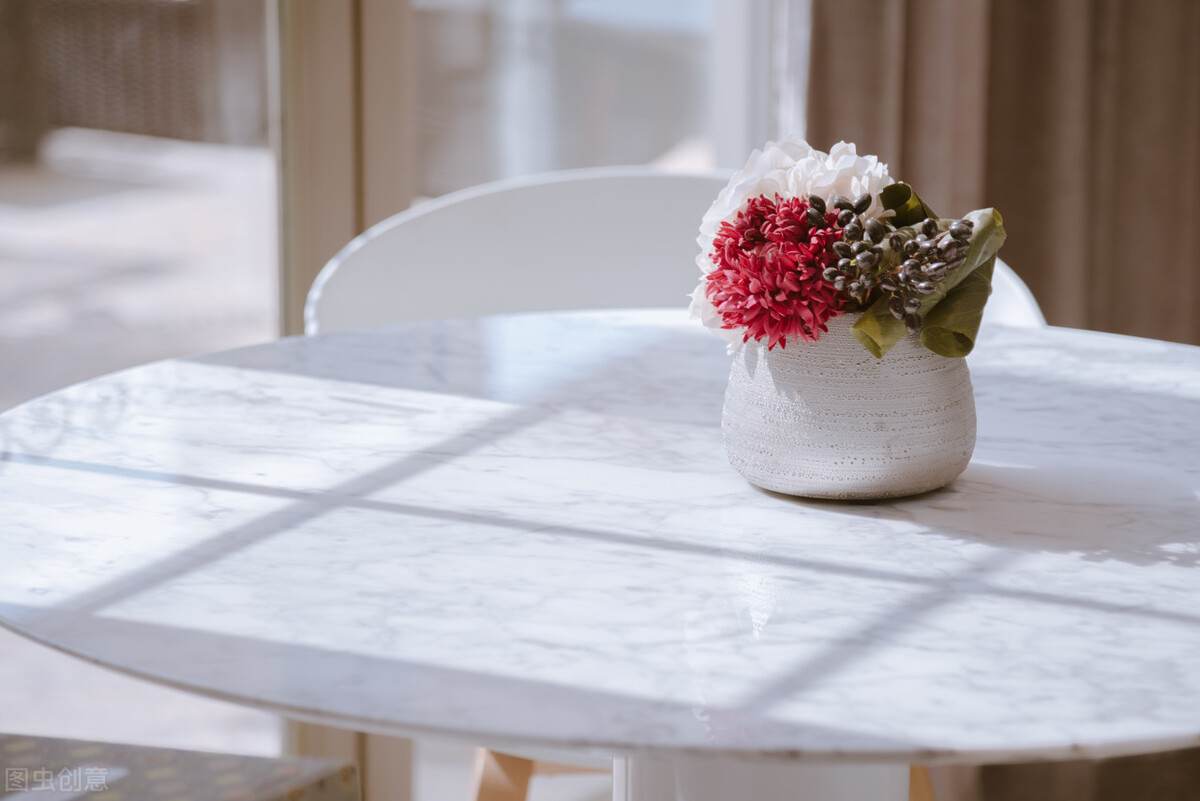 实木餐桌哪种又好又便宜,实木餐桌哪种好用