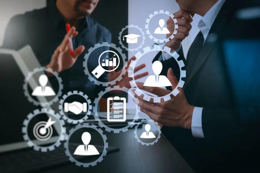 2024年移民香港需要什么门槛,移民香港要住多久可以转永久居民