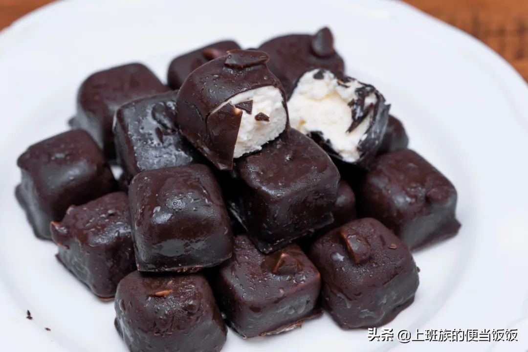 家庭自制冰激凌简单做法维语版,奶香浓郁的冰激凌怎么做