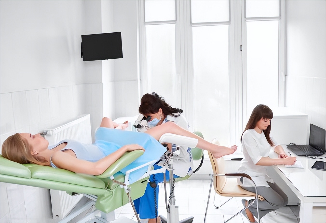 女性摘掉子宫,女性摘掉子宫会显老吗