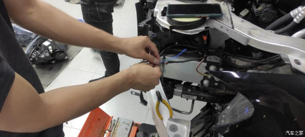 老款奔驰e升级几何大灯,奔驰e升级原车几何多光束大灯