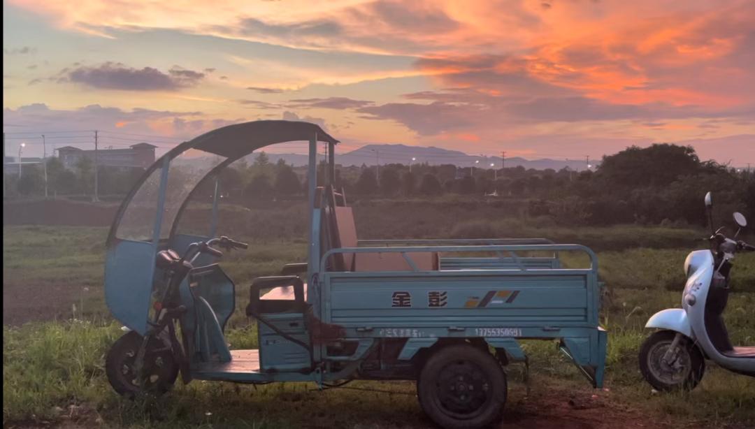 29岁大龄剩女相亲50次,8090后单身相亲会怎样