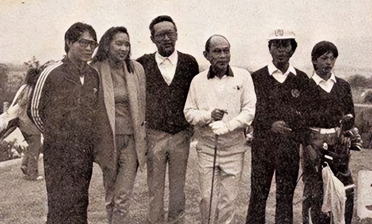 霍英东的一生：拼尽全力支援祖国，助推申奥，晚年三任政协副主席