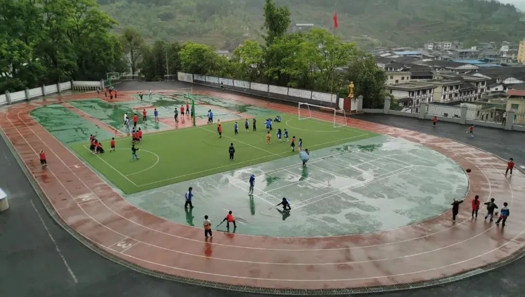 百年老校焕新颜,百年老校换新颜固阳新城小学