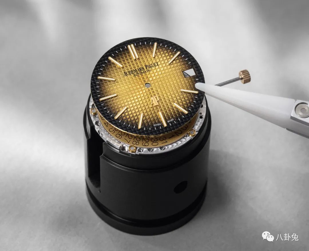 爱彼手表皇家橡树彼岸型价格,爱彼皇家橡树哪一年出的