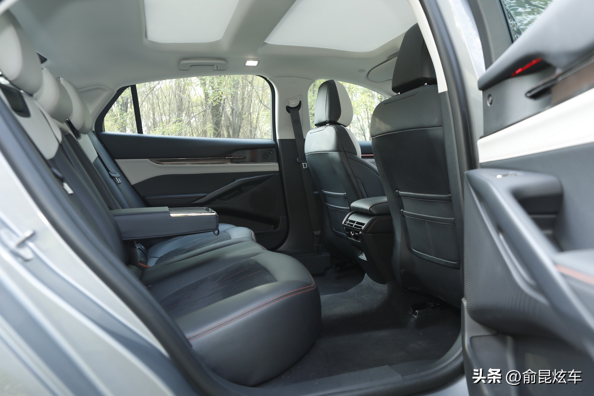 蒙迪欧静谧性测试,福特蒙迪欧2022款静谧性