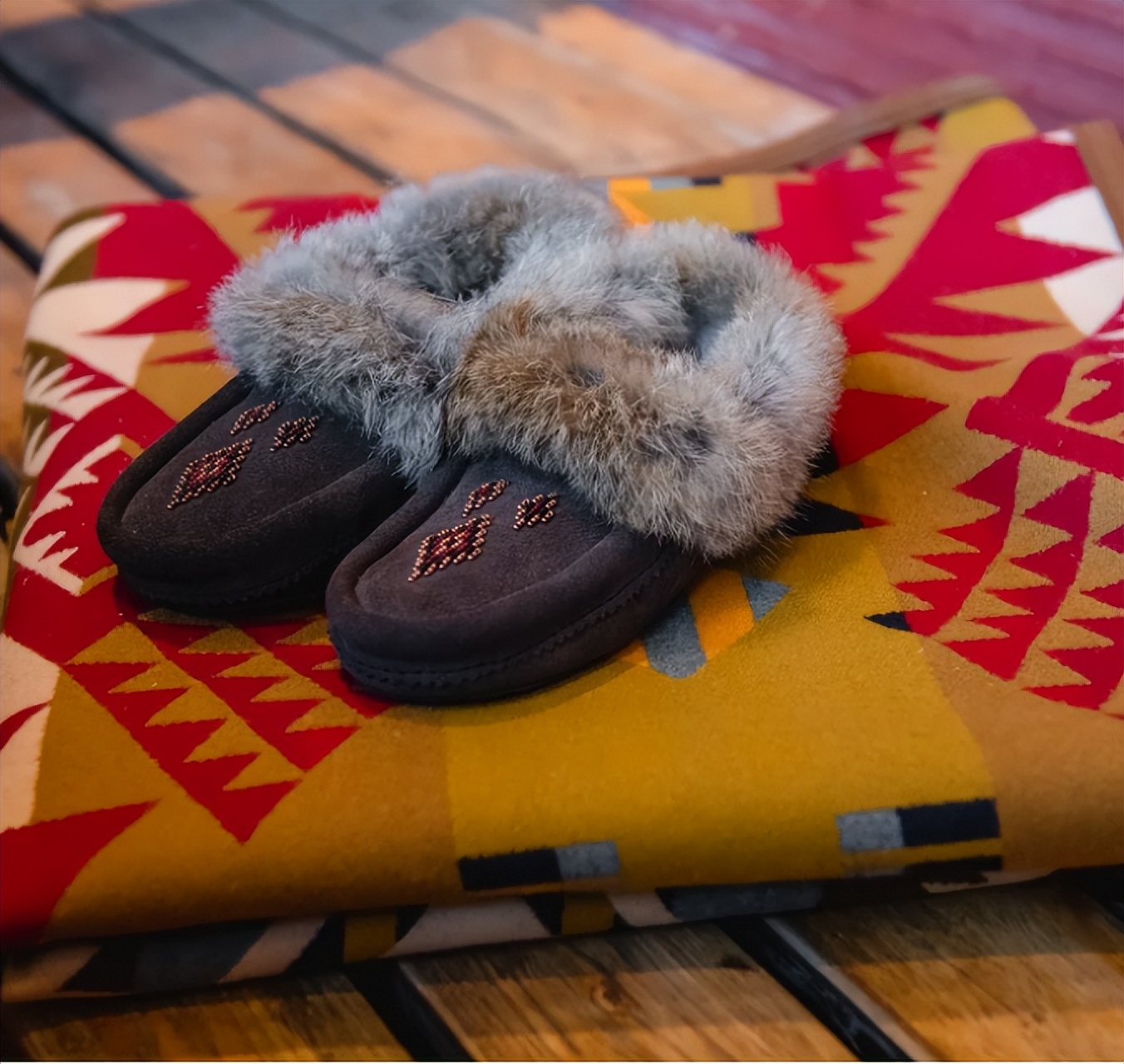 暑假哪里适合旅游买纪念品,去武汉回来带什么纪念品