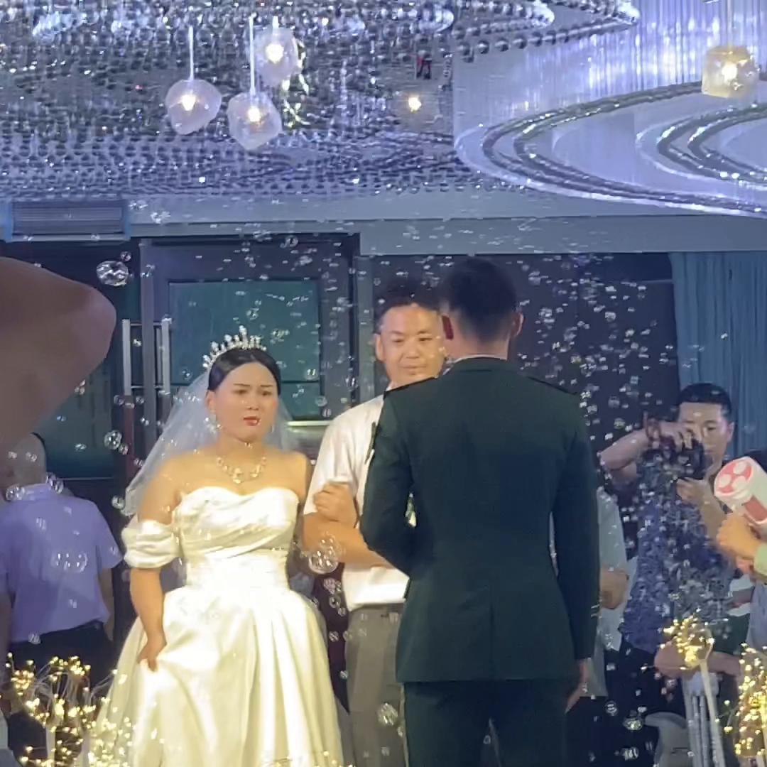 剪了一天搞了个完整版的就是感觉还差点意思#美丽的新娘