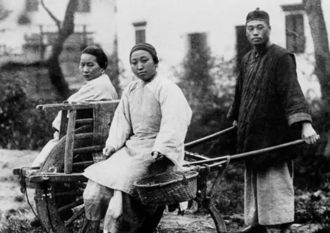 一组珍贵的照片满满的回忆,一组珍贵老照片看民国