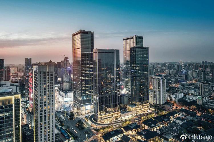 成都熊猫馆美食,成都宽窄巷子熊猫美食