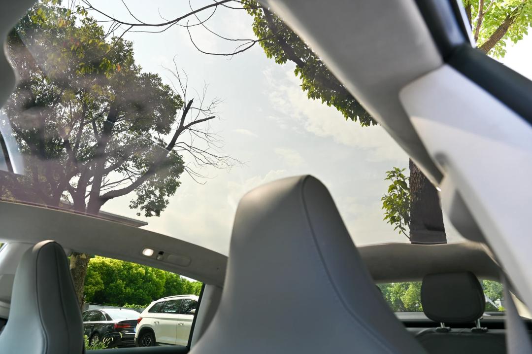 新款蔚来et5深度测评,十几万买蔚来et5旅行版