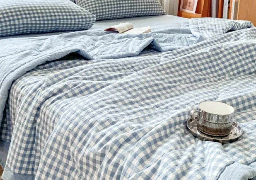 家里这5种东西赶紧扔掉,夏被上有霉点怎么去除