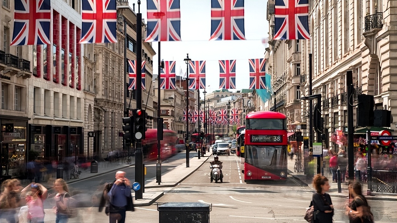 中国是欧洲第二大贸易伙伴,英国对中国出口主要商品构成