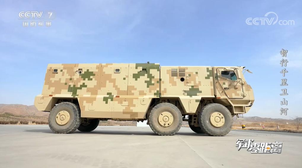 国产重型军卡VP-22/23有多强？轻松爬40°斜坡、抵御轻*器武**射击