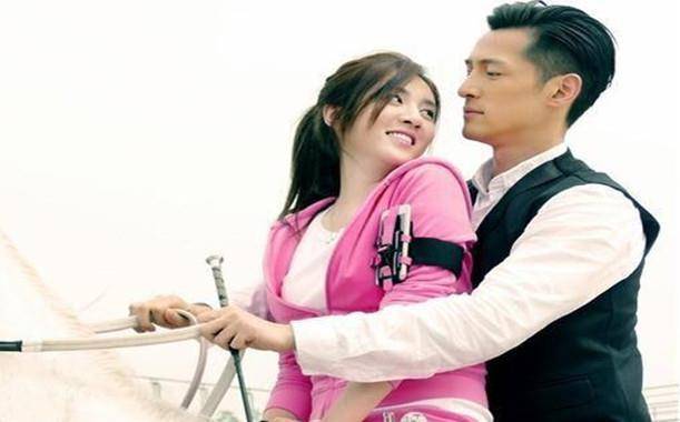 被王晓晨泼酒水的导演,娱乐明星王晓晨