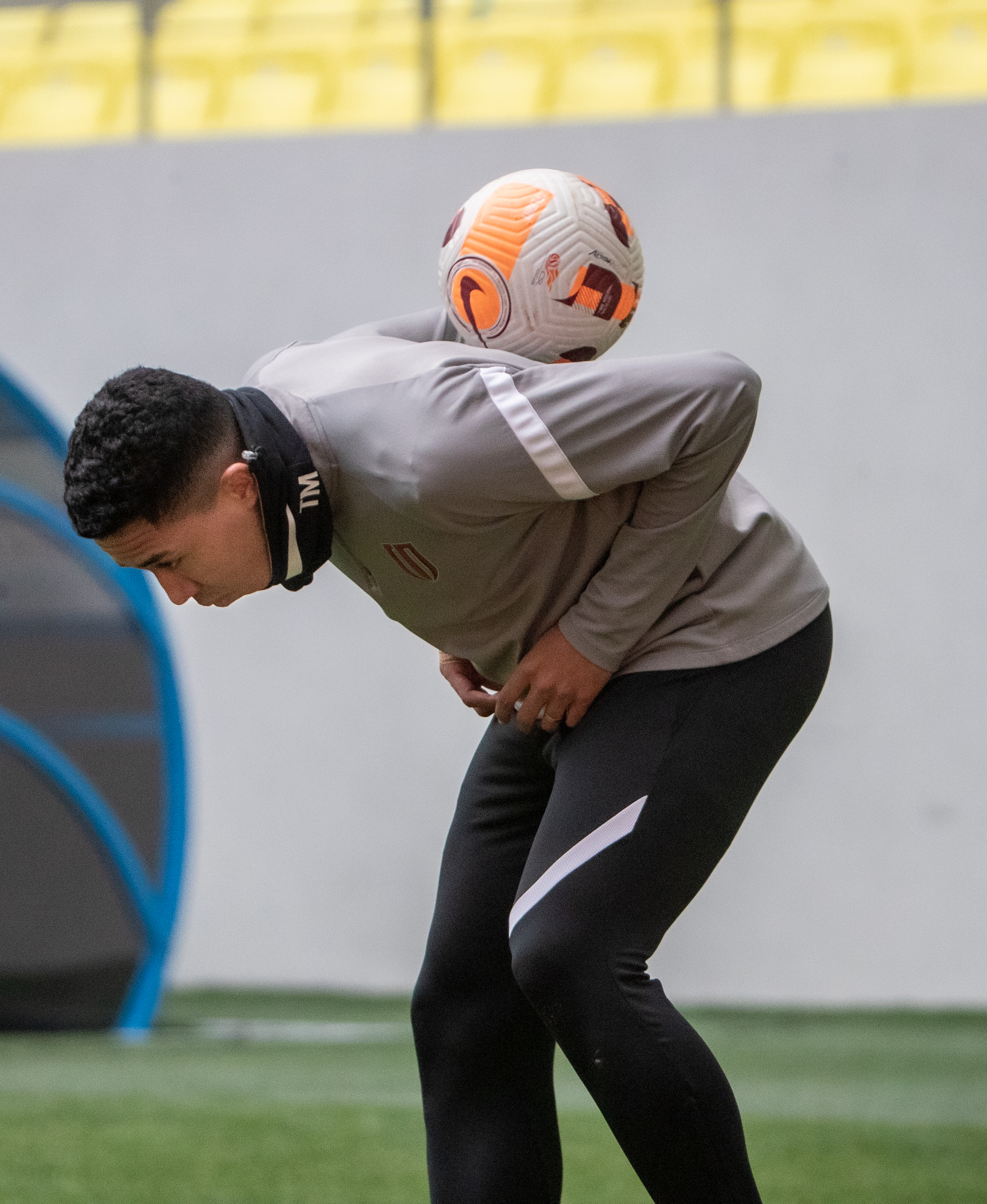 凤凰山今晚唱什么歌,凤凰山今天视频