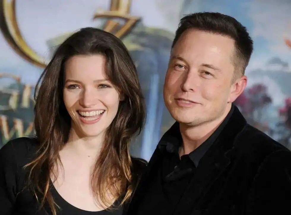 马斯克人生经历图片,马斯克的最新情感状况