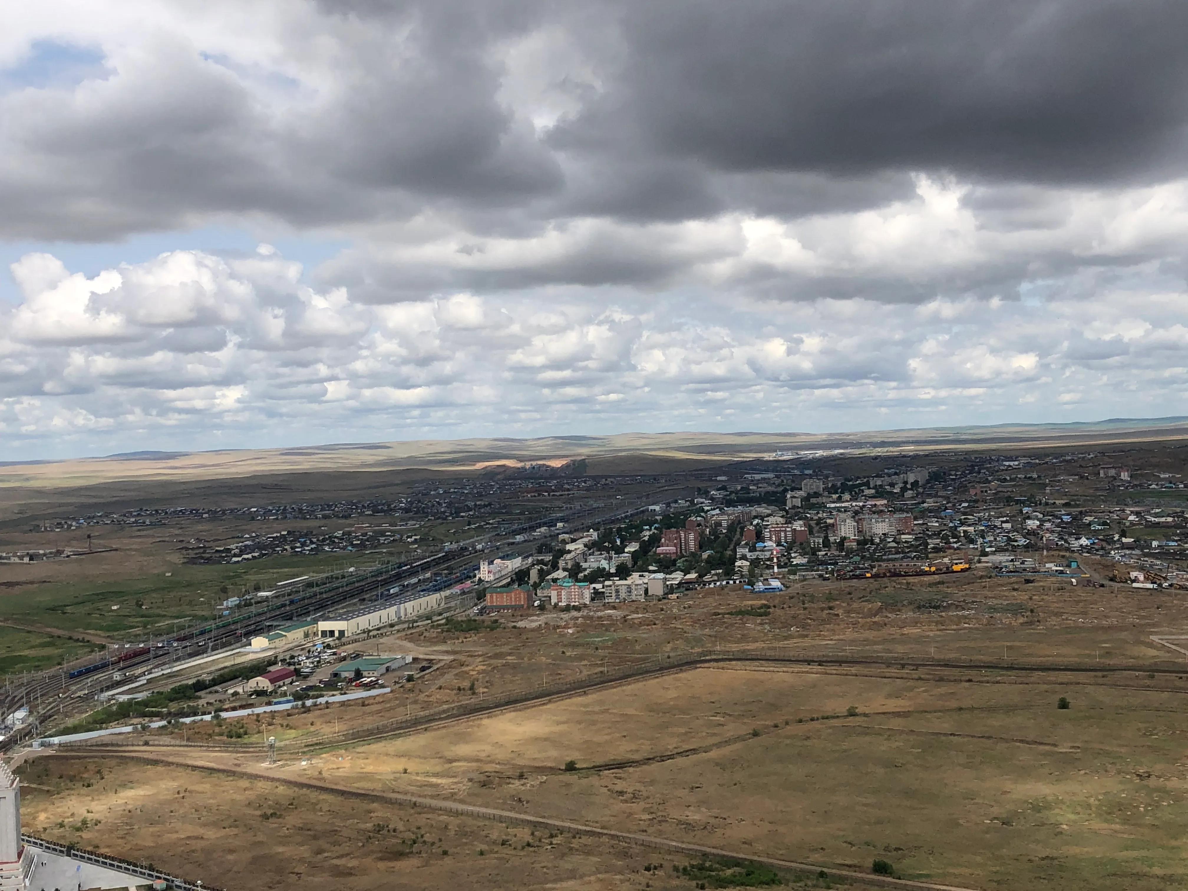 满洲里国门景区60岁以上免费吗,满洲里国门景区飞机