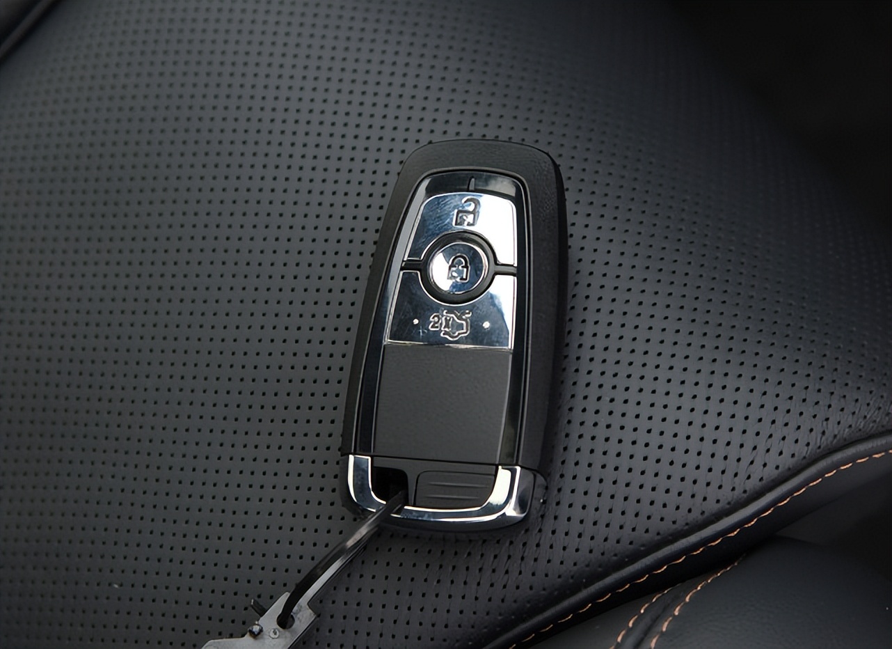 林肯z高速驾驶感受,林肯车主喜提新车