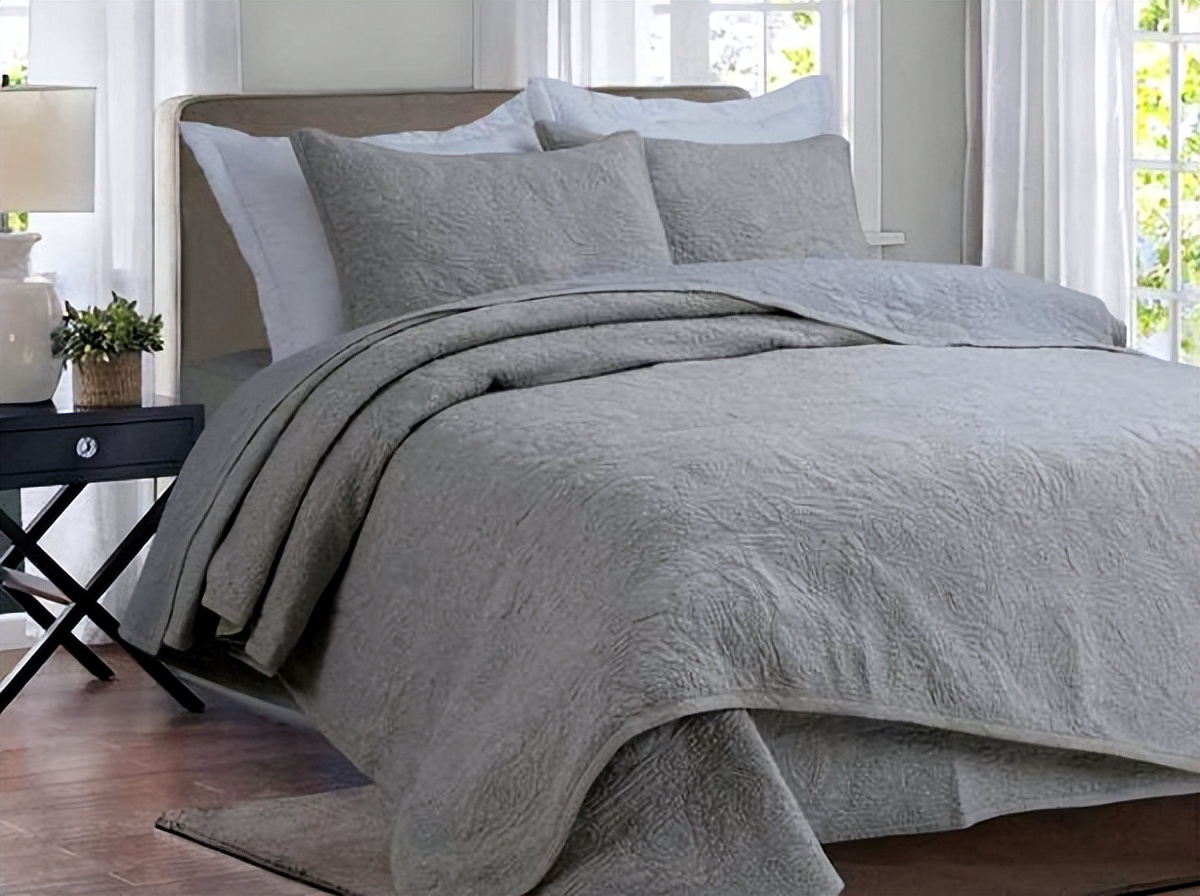 四件套一般多久换一次比较好,一般一个月换一次四件套