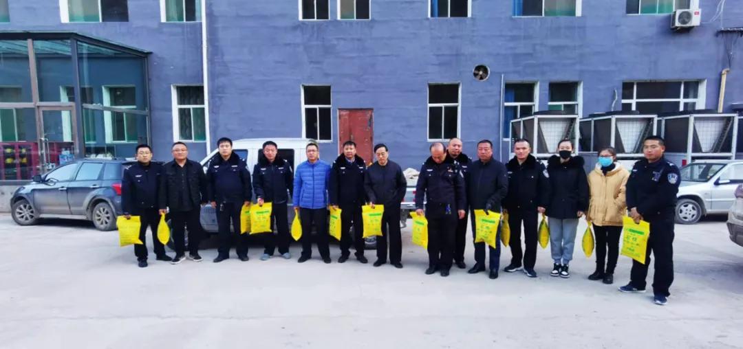 交警大队用情用力暖民心 (沧州交警件件实事暖人心)