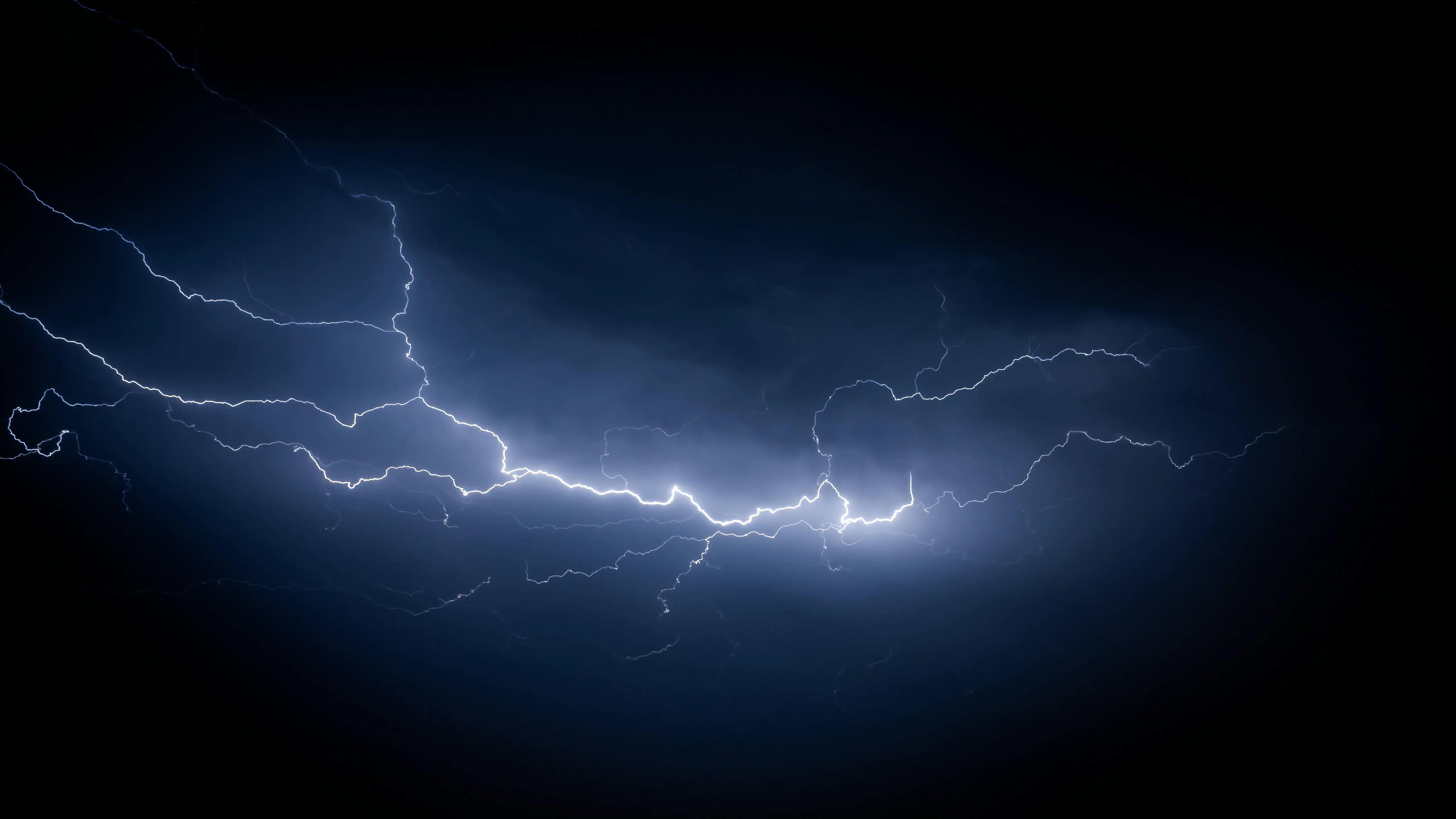 闺蜜壁纸动漫一人一张可爱,美女壁纸高清全屏动漫可爱