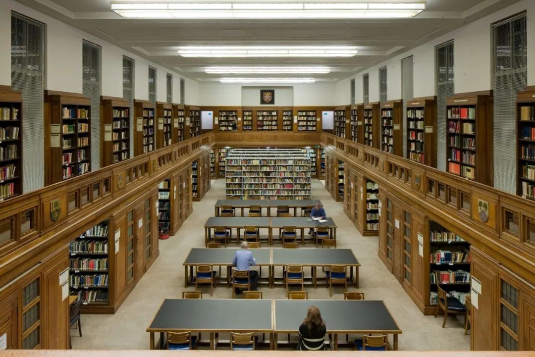 历史遗产的天然教科书｜建在百年历史保护区的学校合集