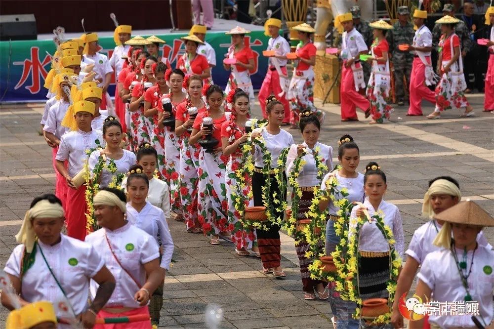 云南四月各地泼水节狂欢全攻略,2023年什么时候开始过泼水节