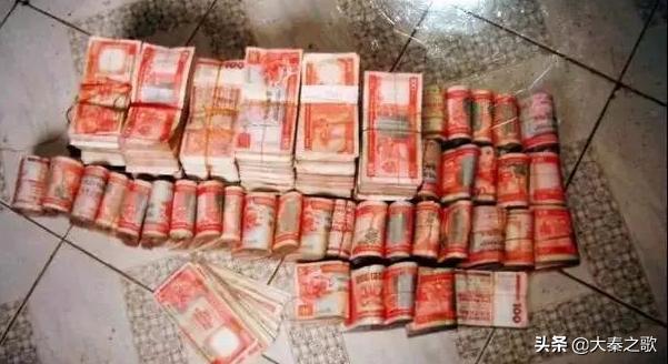 枪杀3名女同事，抢钱后竟开车送主任上班？仅用3天，“内鬼”被抓