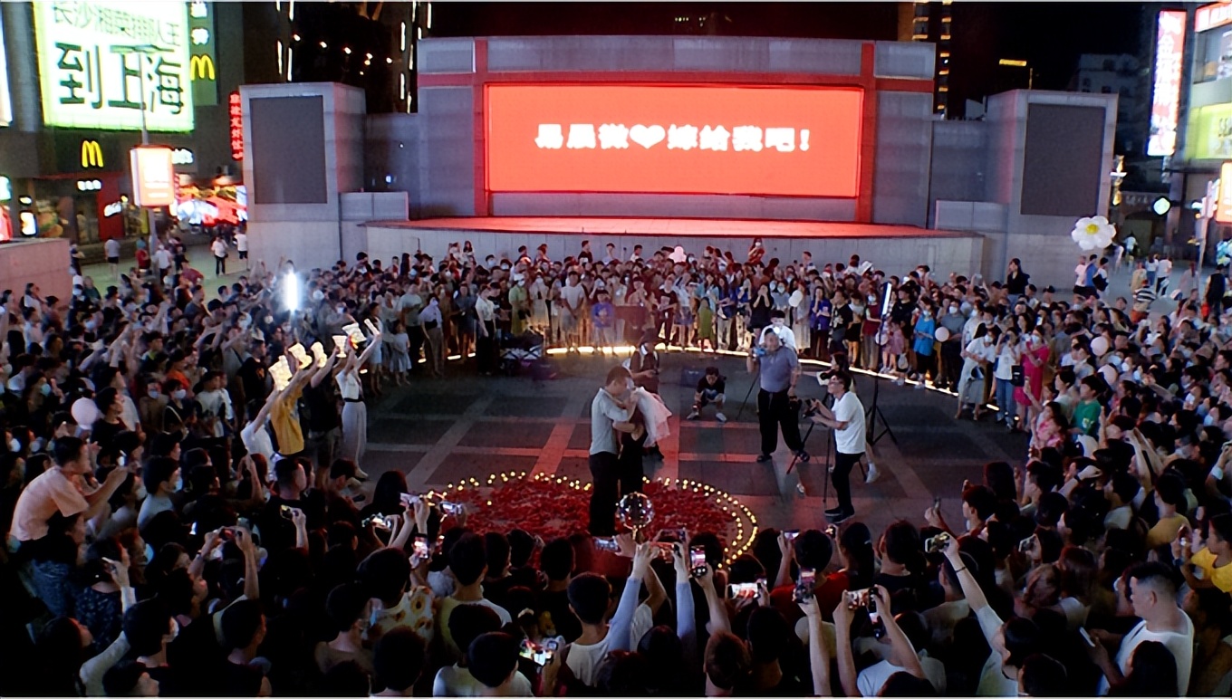 湖南长沙街边艺人表演视频,长沙街头艺人秀