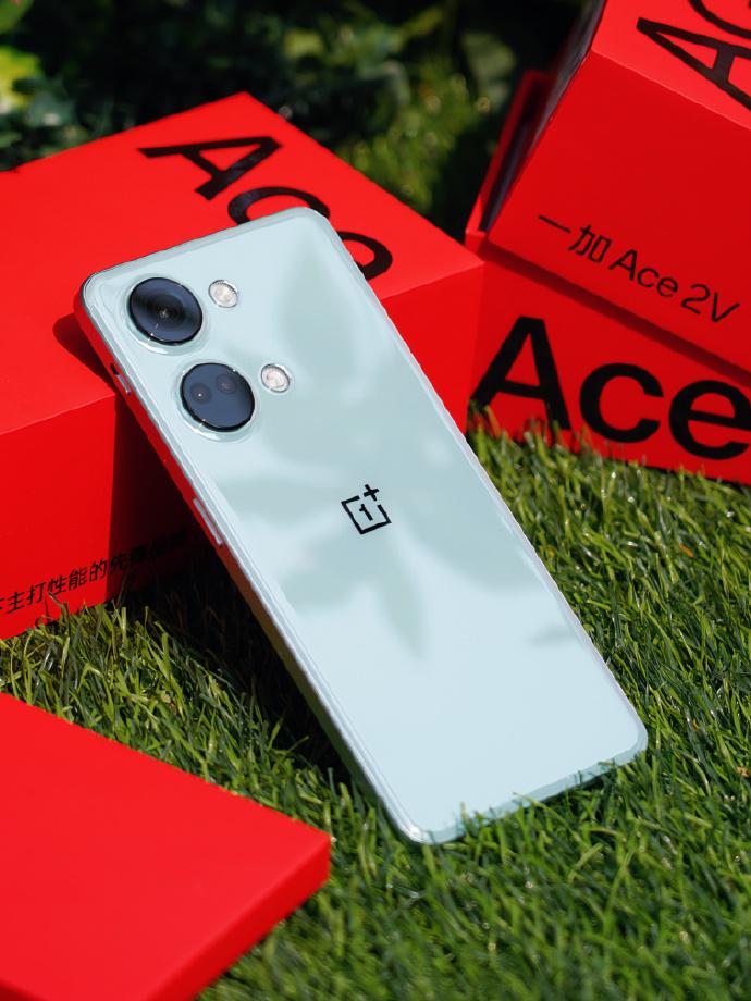 安卓手机CPU段位排行：高通发哥一马当先，一加用旗舰芯降维打击