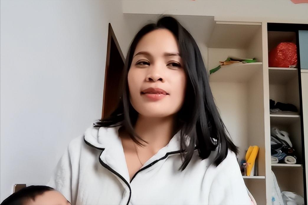 老挝媳妇嫁中国大叔在老挝生活,老挝媳妇嫁给外卖小哥