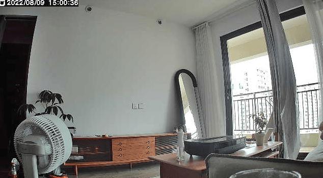 大屏幕护眼电视,海信激光电视80d9h80英寸测评