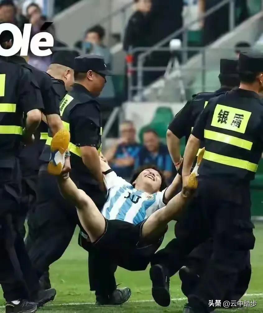 我从北京梅西迷身上看到了中国足球的希望