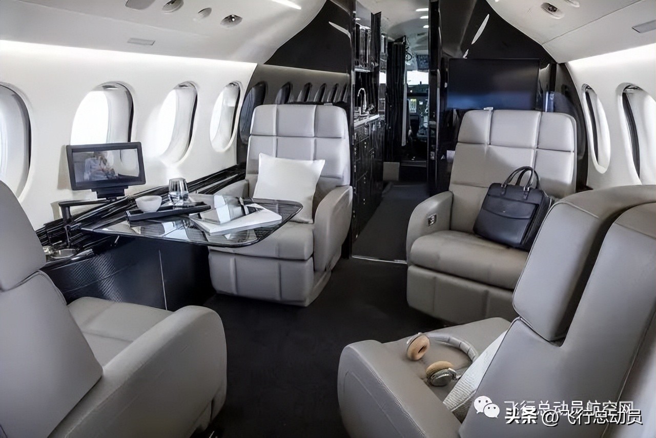 猎鹰8x飞机与猎鹰7x有什么区别,真实飞行员评价xplane11