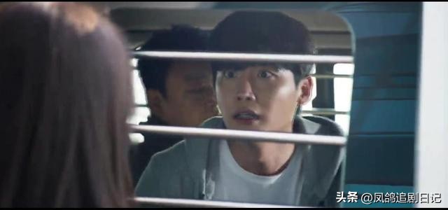 黑话律师李钟硕林允儿见面,韩剧黑话律师林允儿李钟硕