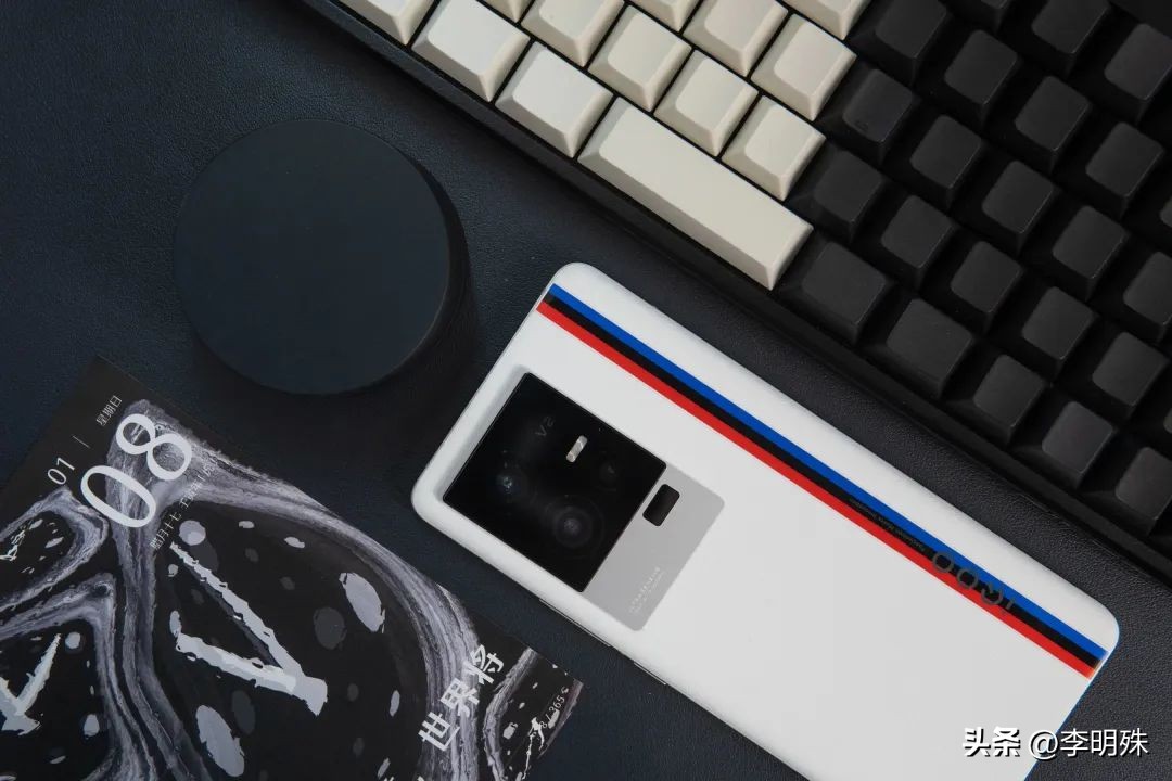 荣耀80pro直屏版和荣耀80gt哪个好,荣耀80gt和华为mate50e有什么区别