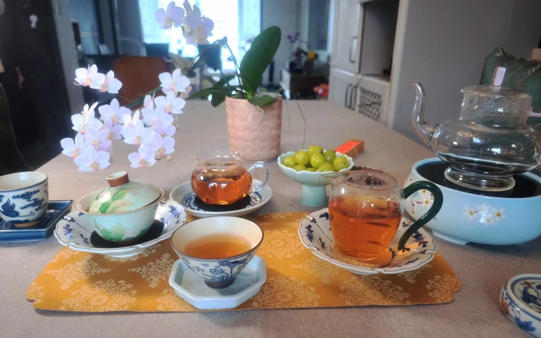 网上买茶叶为什么比实体店便宜,网上买茶掌握这四点才靠谱