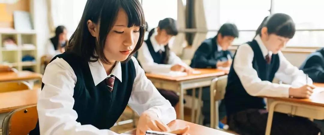 初二成绩差能上高中吗,初二成绩不好但又想考高中怎么办