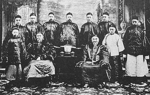 世界轻兵器先进武器图片,世界轻武器史