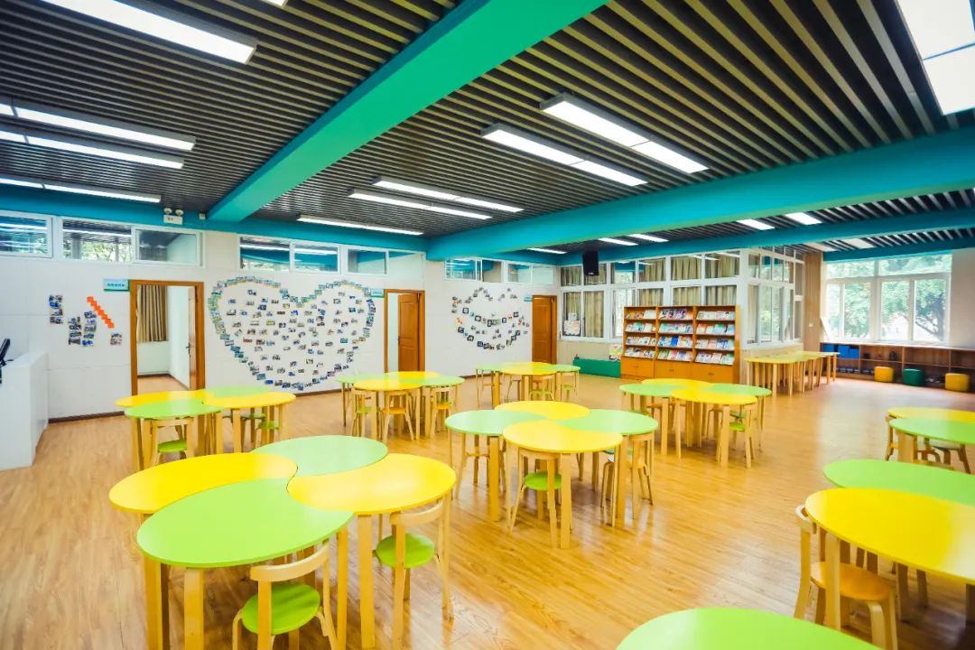 用“VR”视野，探校（三）！师大实外学生的心理健康，有保障！