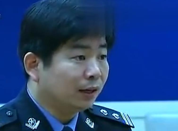 农村夫妇8000万现金案最新新闻,农村夫妇两年赚上千万被警方查