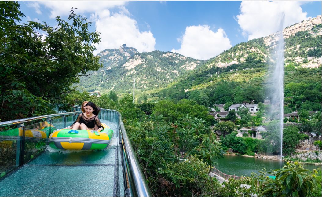 夏日峡谷漂流推荐无漂流不夏天,溪流欢畅