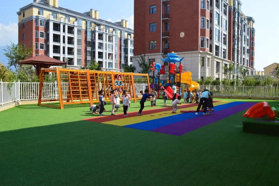 学幼师有什么好前途,男幼师就业前景