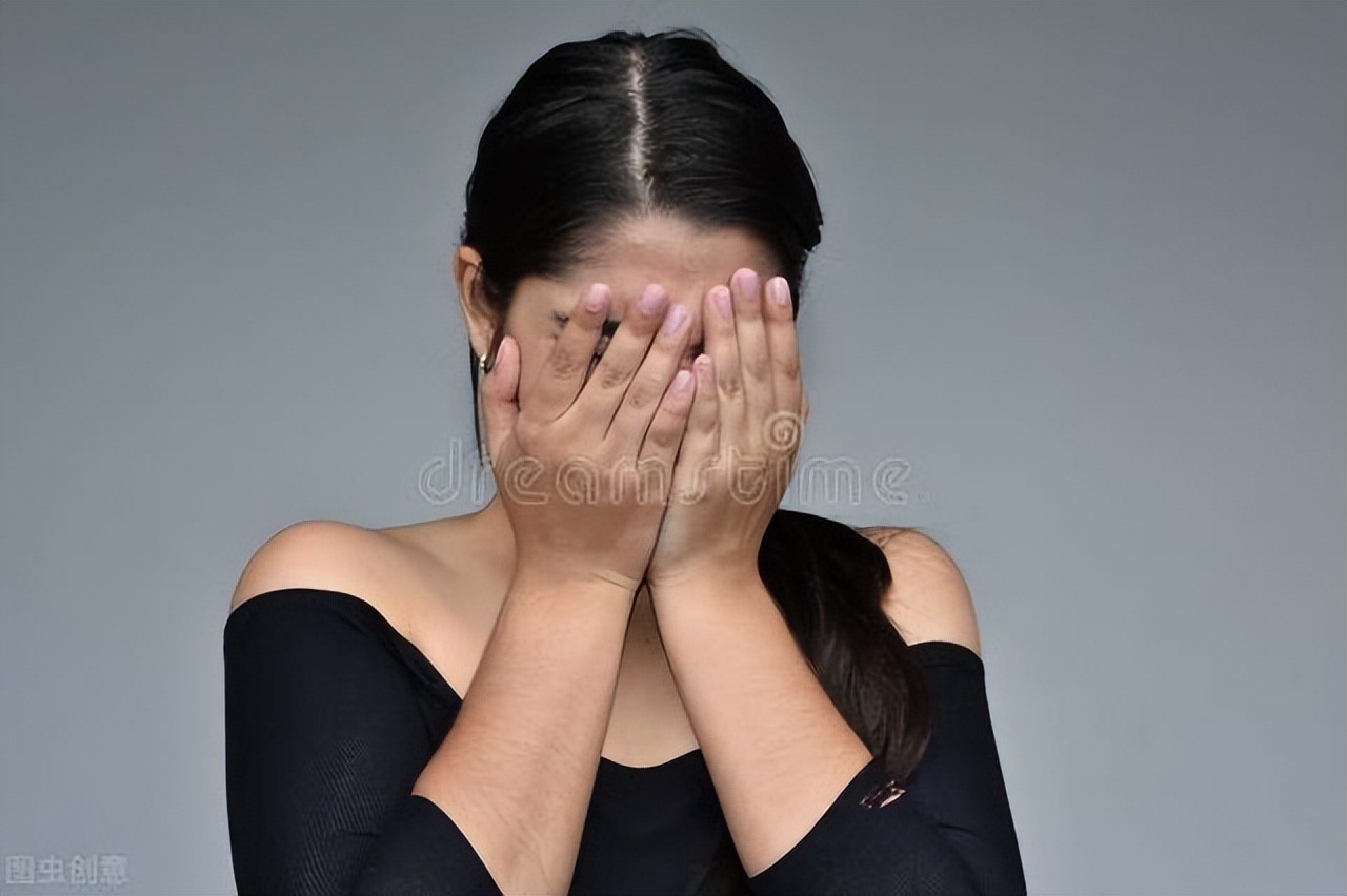 阴虱是女人引起还是男人引起,女性阴虱是什么原因引起的