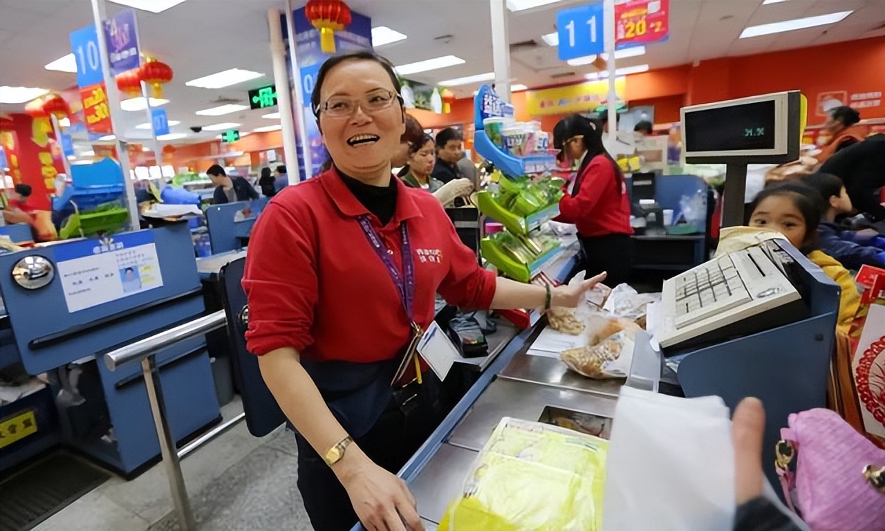 人民币下跌原因,人民币升值对股市影响该怎么分析